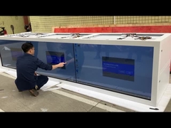 65インチ3Dのホログラムの表示ホログラムのピラミッドの透明なショーケース ビデオHolobox