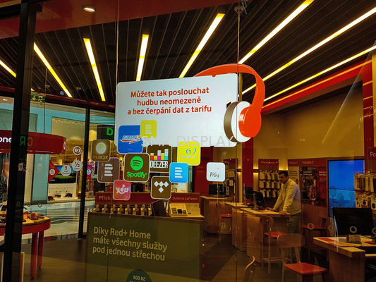 品質 自己接着ホログラムの透明なフィルムの背面映写スクリーンのフィルム1.52mの幅 工場