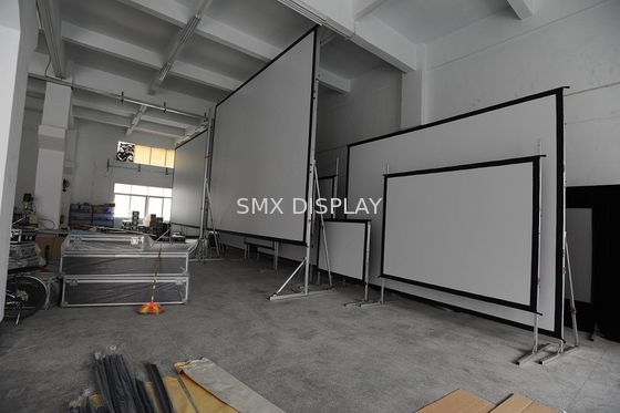 品質 200インチ 後ろと前の 折りたたみ画面 ドレスキットとフライトケース 工場